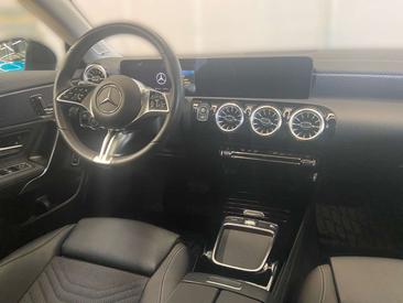 Mercedes CLA Berline 200 D — photo 7