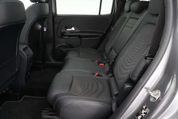 Mercedes GLB 180 — photo 20