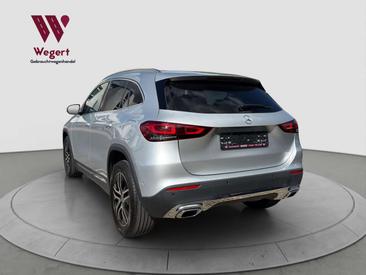 Mercedes GLA 250 — photo 12
