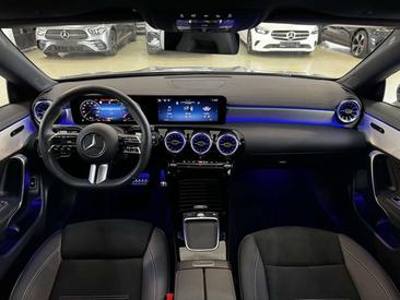 Mercedes CLA Berline 200 — photo 18