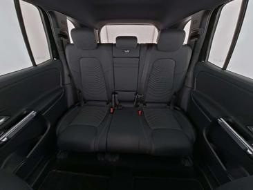 Mercedes EQB 300 4MATIC — photo 6