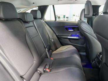 Mercedes Classe C Berline 300 E — photo 8