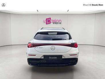 Mercedes CLA Berline 250 — photo 4