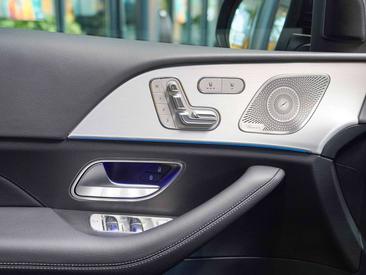 Mercedes GLE 350 De — photo 12