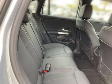 Mercedes GLA 250 — photo 10