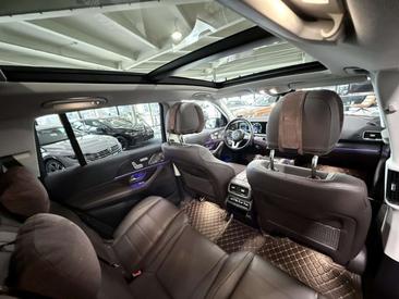 Mercedes GLS 400 D 4MATIC — photo 14