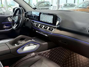 Mercedes GLS 400 D 4MATIC — photo 16