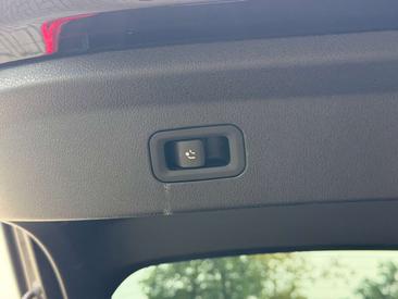 Mercedes GLE 400 D — photo 11