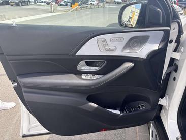Mercedes GLE 53 4MATIC+ — photo 8