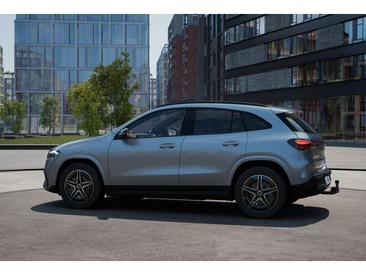 Mercedes EQA 300 4MATIC — photo 7