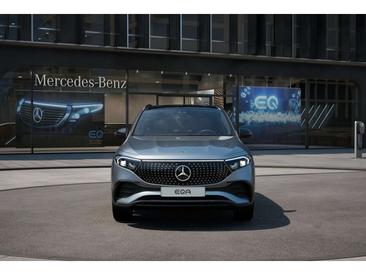 Mercedes EQA 300 4MATIC — photo 13