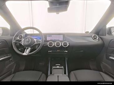 Mercedes EQA 250 — photo 6