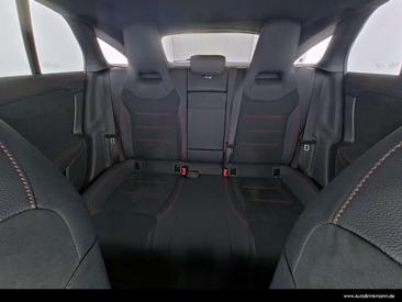 Mercedes CLA Berline 200 — photo 7