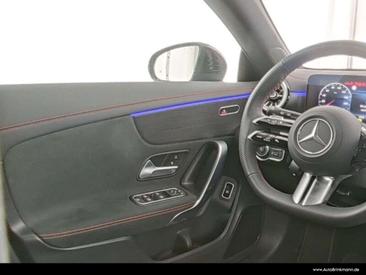 Mercedes CLA Berline 200 — photo 8