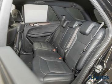 Mercedes GLE 400 4MATIC — photo 16