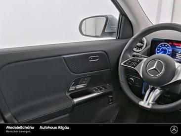 Mercedes EQA 250 — photo 7