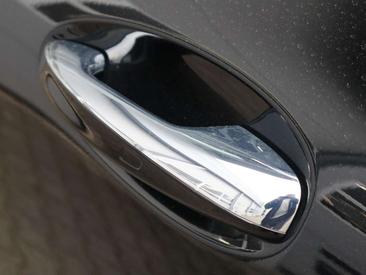 Mercedes GLA 250e — photo 7