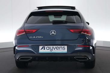 Mercedes CLA Berline 200 — photo 8