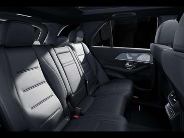 Mercedes GLE 450 D — photo 10