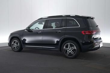 Mercedes EQB 250 — photo 10