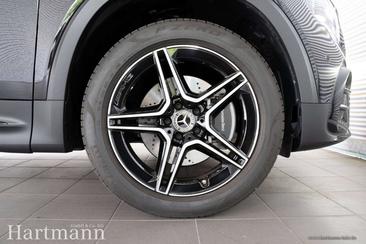 Mercedes GLB 200 — photo 6
