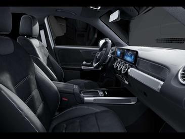 Mercedes GLB 200 — photo 9