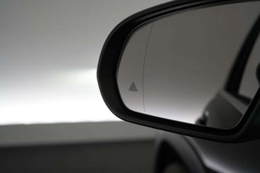Mercedes EQB 250 — photo 34
