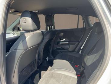 Mercedes GLA 200 — photo 7
