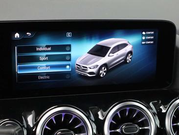 Mercedes GLA 250e — photo 26