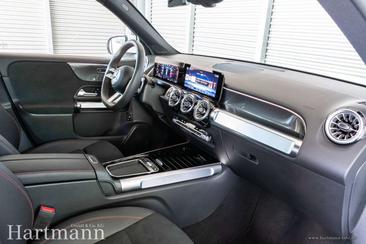 Mercedes GLB 200 — photo 7