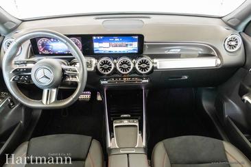 Mercedes GLB 200 — photo 8