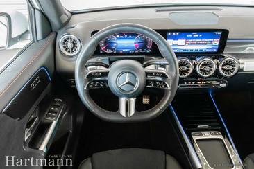 Mercedes GLB 200 — photo 9