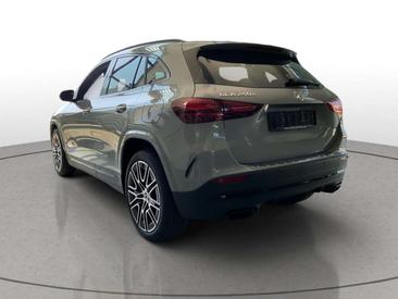 Mercedes GLA 200 — photo 6