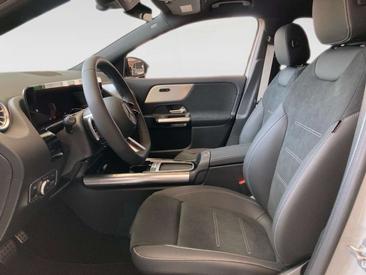 Mercedes GLA 200 — photo 10