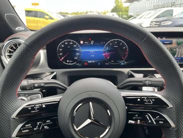Mercedes CLA Berline 180 — photo 12