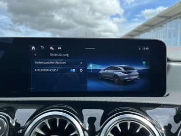 Mercedes CLA Berline 180 — photo 18