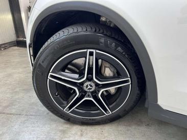Mercedes GLC 220 — photo 15