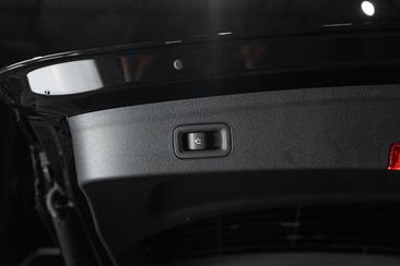 Mercedes GLE 450 D — photo 18