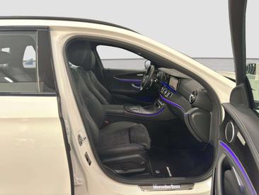 Mercedes Classe E Berline 300 E — photo 9