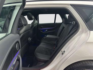 Mercedes Classe E Berline 300 E — photo 13
