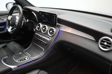 Mercedes GLC 400 E — photo 8