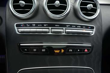 Mercedes GLC 400 E — photo 20