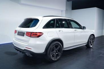 Mercedes GLC 400 D — photo 2