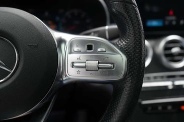 Mercedes GLC 400 E — photo 23