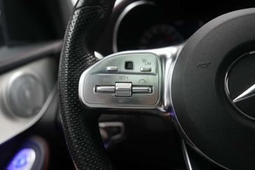 Mercedes GLC 400 E — photo 24