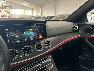 Mercedes Classe E Berline 300 E — photo 31