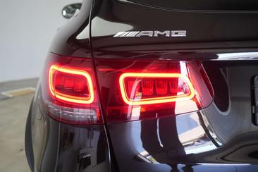 Mercedes GLC 400 E — photo 39