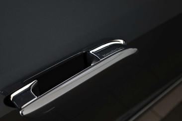 Mercedes EQE SUV 350+ Star Edition — photo 24