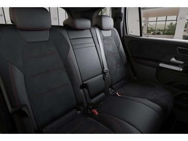 Mercedes GLB 220 D — photo 10