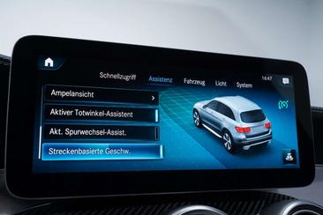 Mercedes GLC 400 D — photo 20